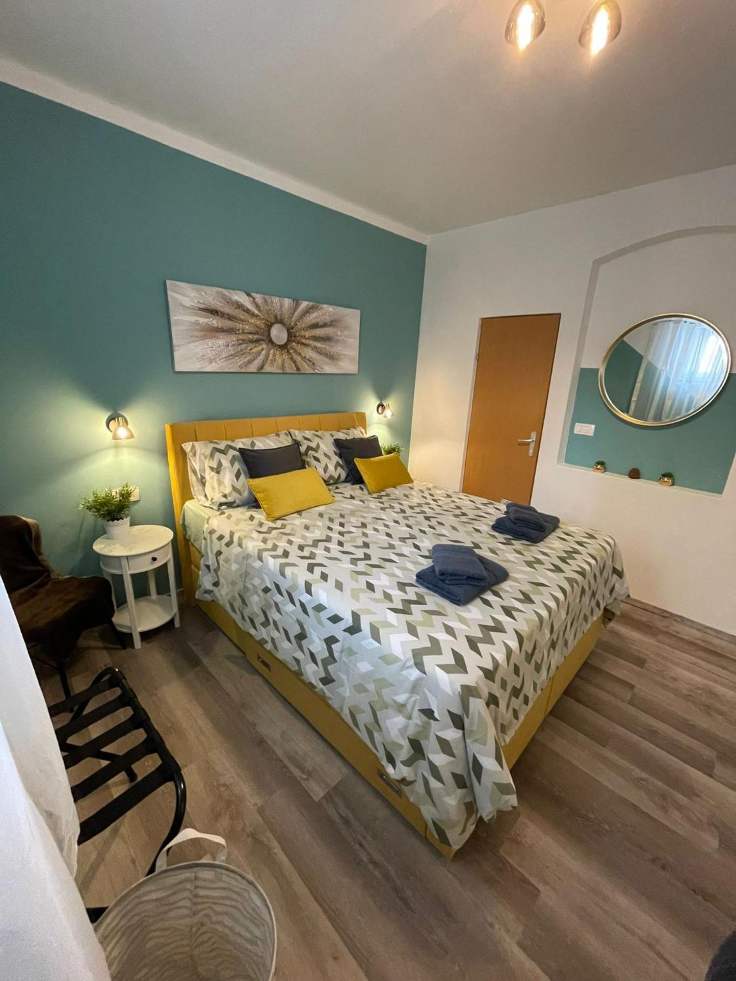 PUY Apartment Eli מראה חיצוני תמונה